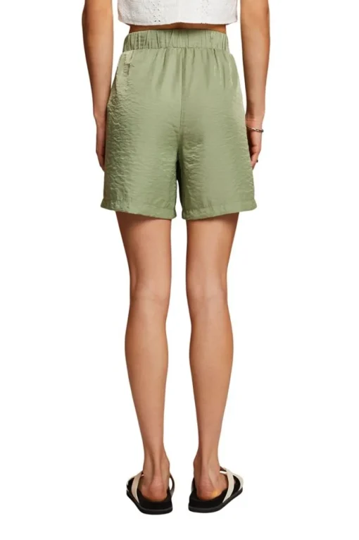 Esprit Pull-on-Shorts aus Satin grün S23 063EE1C303