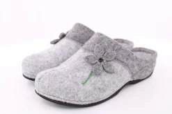 Fuß Bequem Damen Hausschuh Pantolette Blumen-Detail grün, grau S23 203/01