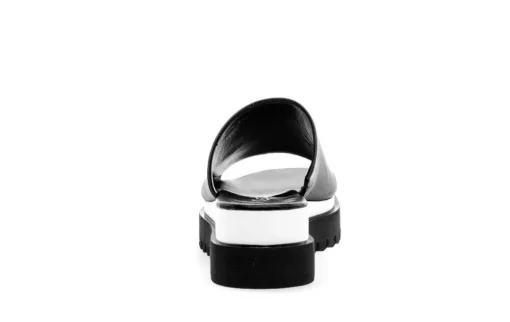 Gabor Damen Pantolette Leder Sägezahnsohle schwarz S14 44.613.27