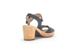 Gabor Plateau Sandale schwarz S13 24.764.27