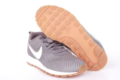 NIKE 916797 WMNS MD RUNNER 2 ENG MESH  Damen Sneaker grau