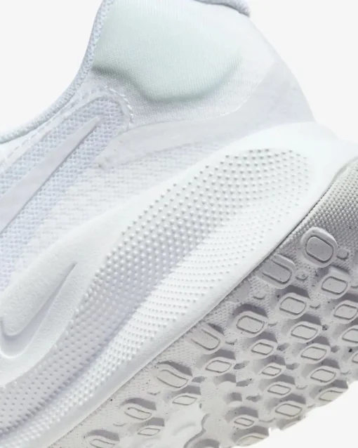 Nike Revolution 7 weiss FB2208