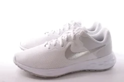 Nike W REVOLUTION 6NN Damen Sneaker BLACK/ WHITE WHITE/ METALLIC schwarz weiß S12 DC3729