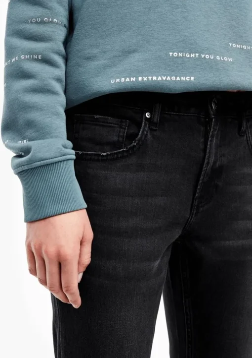 QS designed by Jeans Catie 2006143